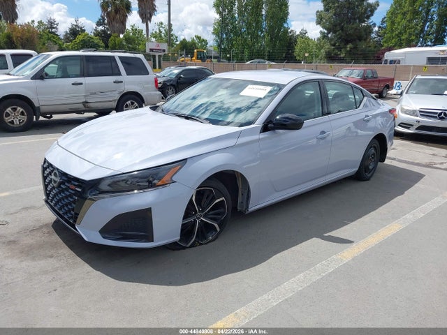Nissan Altima Sr Fwd