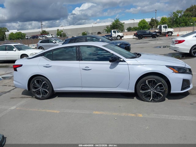 Nissan Altima Sr Fwd
