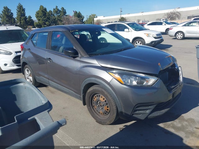 Salvage Nissan Kicks Image