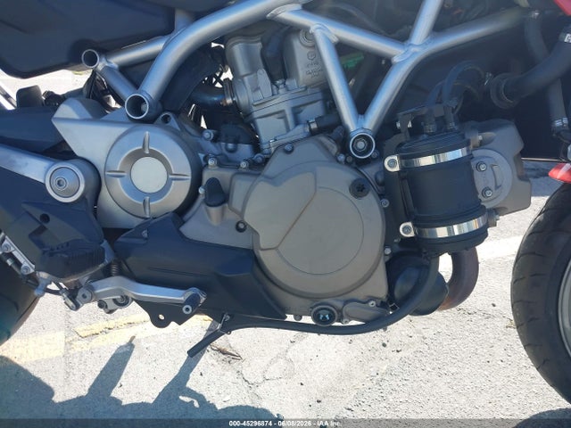Aprilia Mana 850