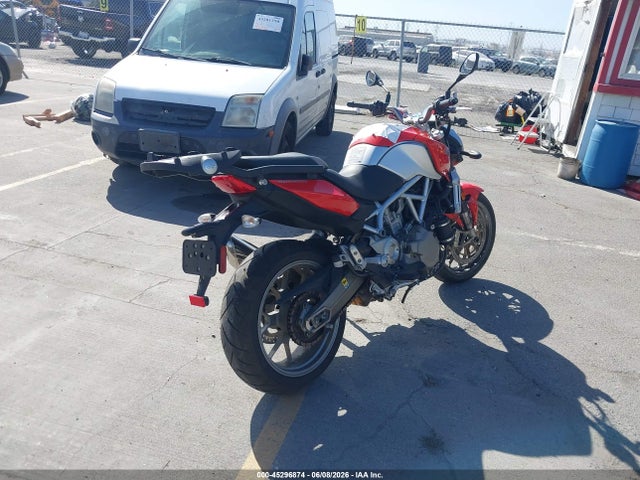 Aprilia Mana 850