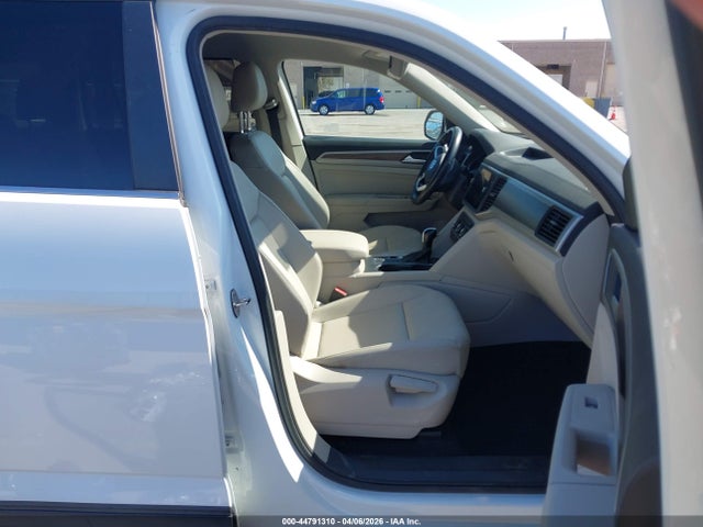 Volkswagen Atlas 2.0t Se