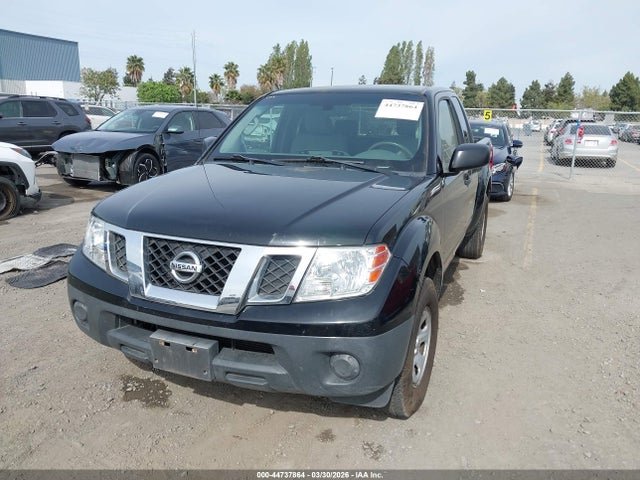 Nissan Frontier S