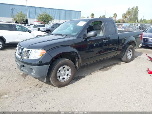 Nissan Frontier S