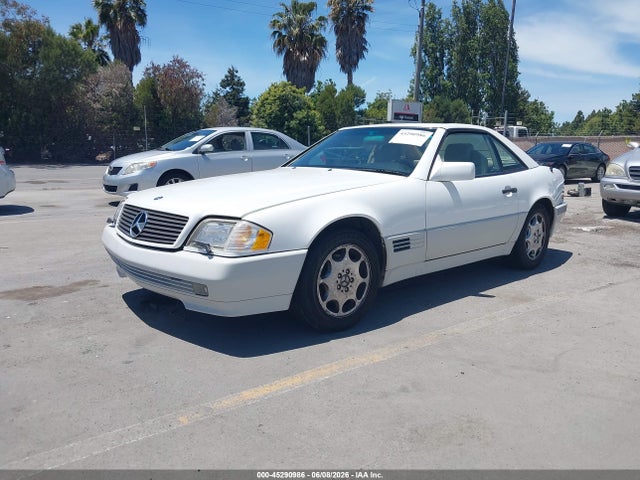 Mercedes-Benz S-Class 320
