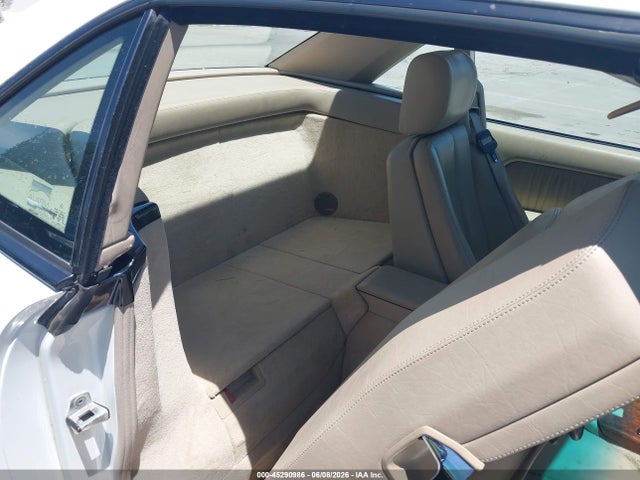 Mercedes-Benz S-Class 320