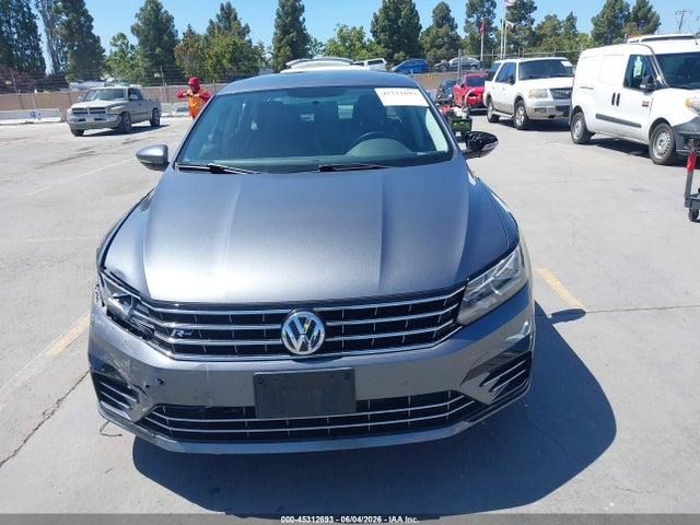 Volkswagen Passat 1.8t R-line