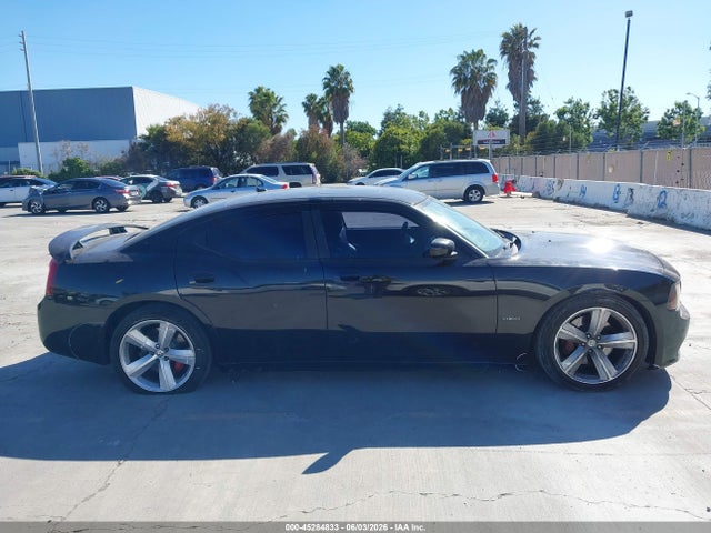 Dodge Charger Srt8