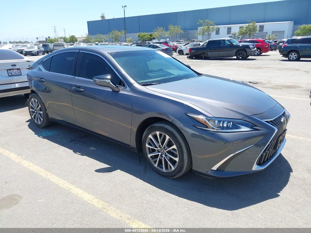 Salvage Lexus Es Image