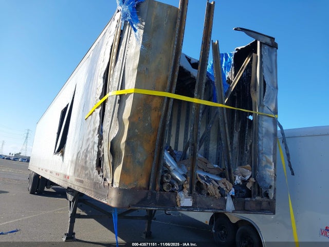 Salvage Great Dane Trailers Other Image