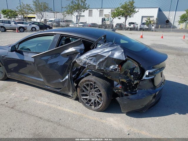 Tesla Model 3 Long Range All-wheel Drive