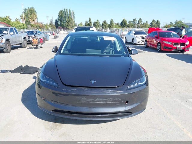 Tesla Model 3 Long Range All-wheel Drive