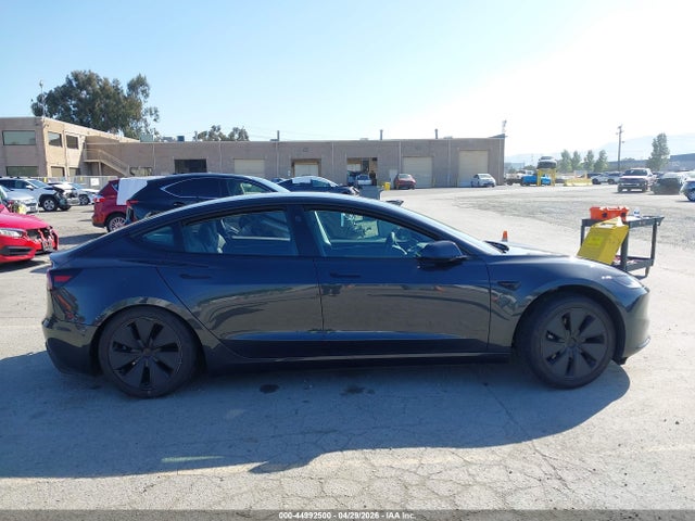 Tesla Model 3 Long Range All-wheel Drive