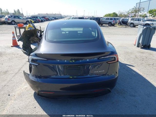 Tesla Model 3 Long Range All-wheel Drive