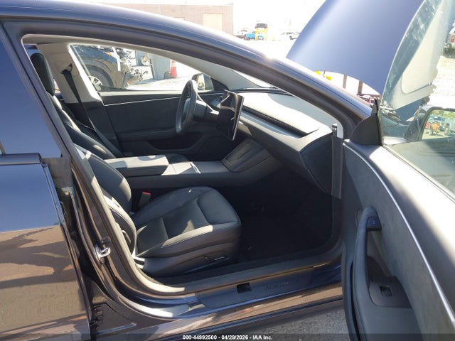 Tesla Model 3 Long Range All-wheel Drive