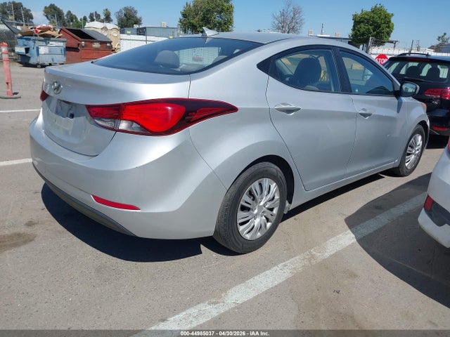 Hyundai ELANTRA Se