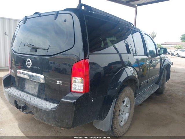 Nissan Pathfinder Se