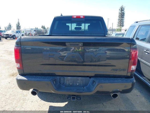 Ram 1500 Night  4x4 5'7 Box