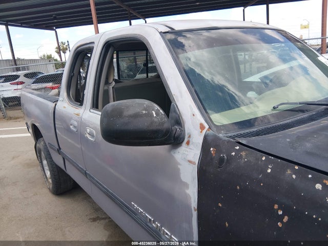 Toyota Tundra Sr5 V8
