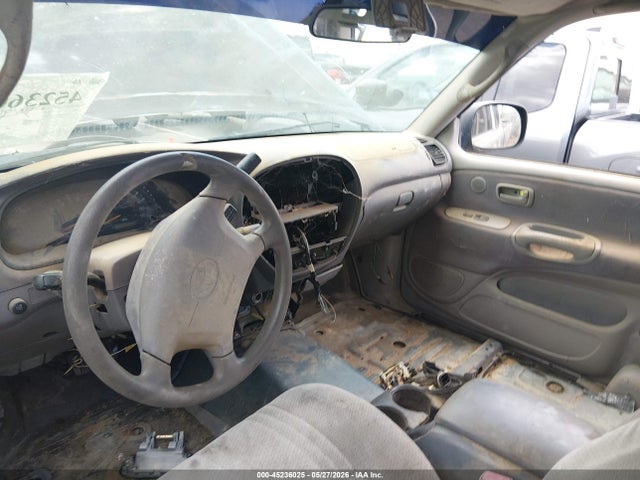 Toyota Tundra Sr5 V8
