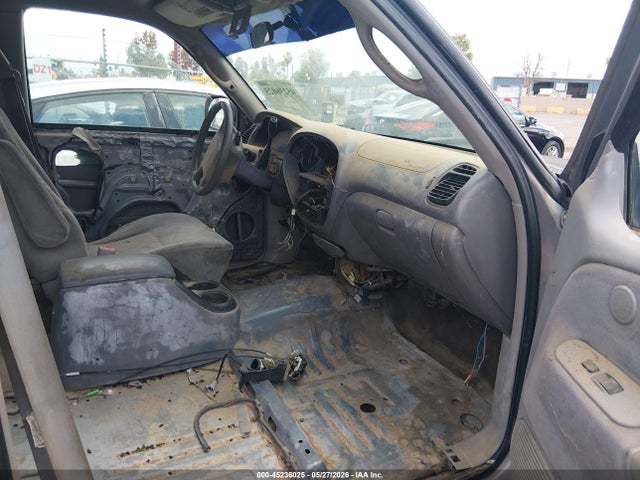 Toyota Tundra Sr5 V8