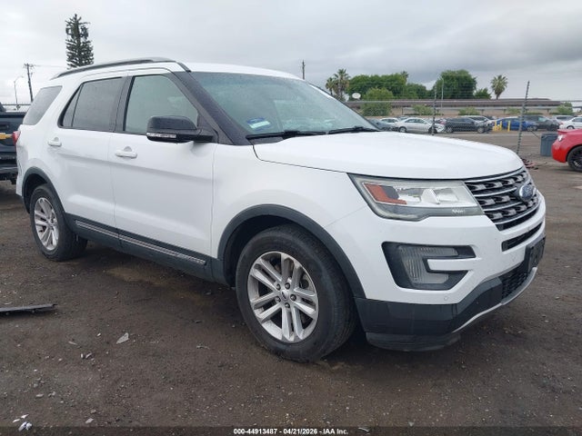 Salvage Ford Explorer Image