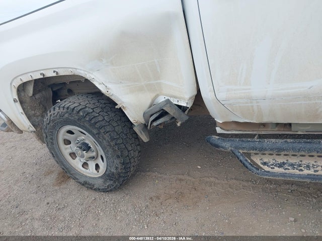 Chevrolet Silverado 2500 4wd  Standard Bed Work Truck