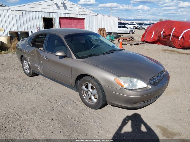 Salvage Ford Taurus Image