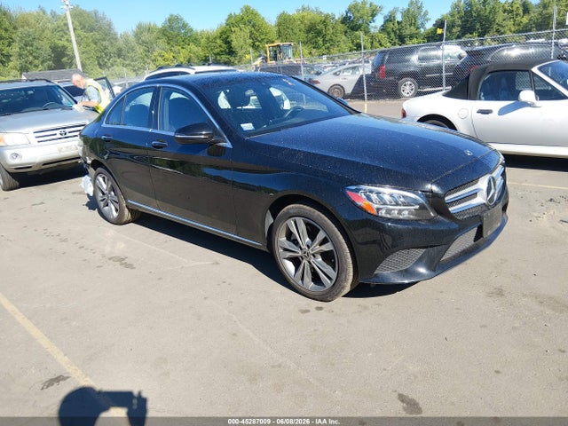 Salvage Mercedes-Benz C-Class Image