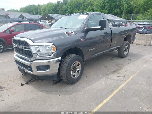 Ram 2500 Tradesman  4x4 8' Box