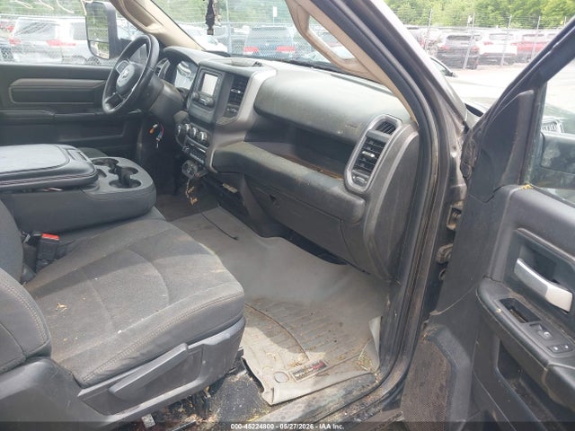 Ram 2500 Tradesman  4x4 8' Box
