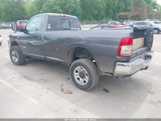 Ram 2500 Tradesman  4x4 8' Box