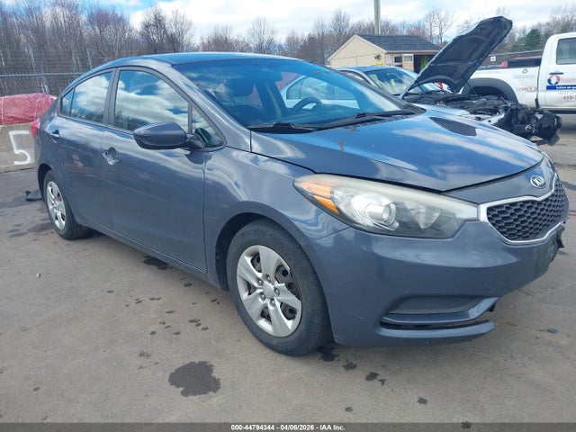 Salvage Kia Forte Image