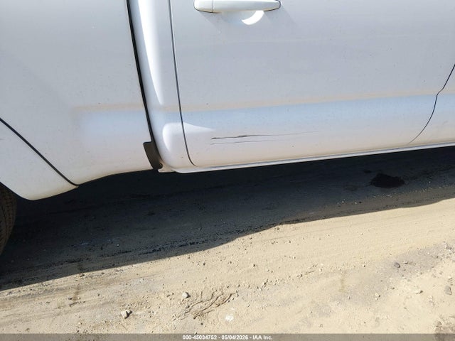 Toyota Tacoma Base V6