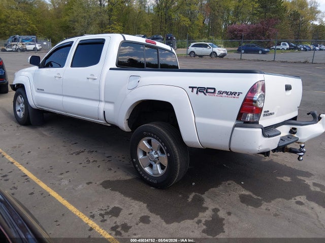 Toyota Tacoma Base V6
