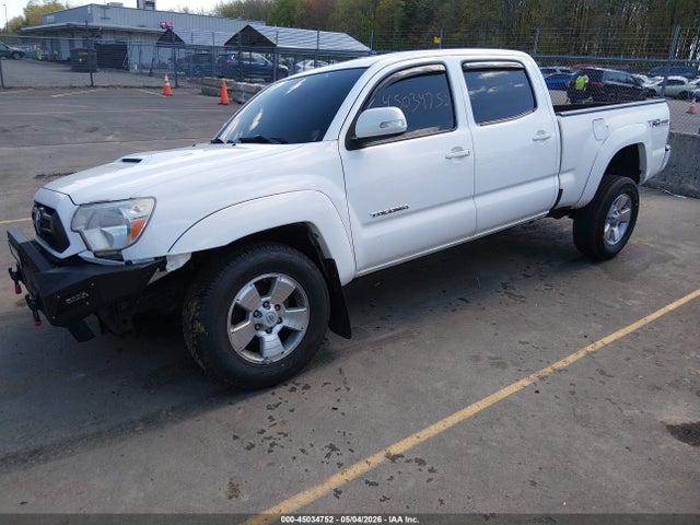 Toyota Tacoma Base V6