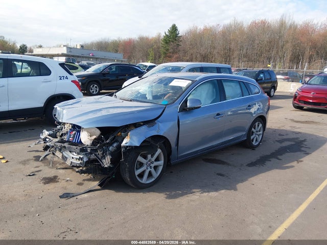 Volvo V60 T5 Platinum