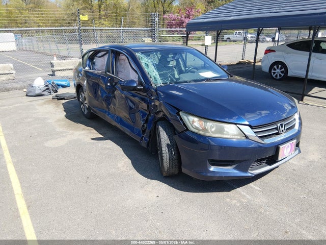 Salvage Honda Accord Image