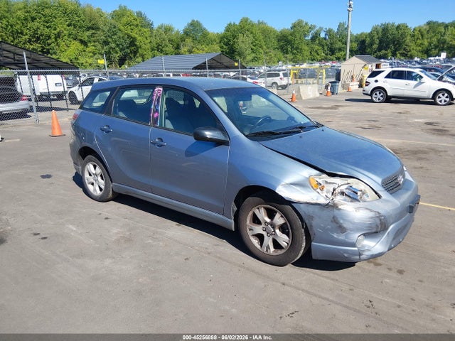 Salvage Toyota Matrix Image