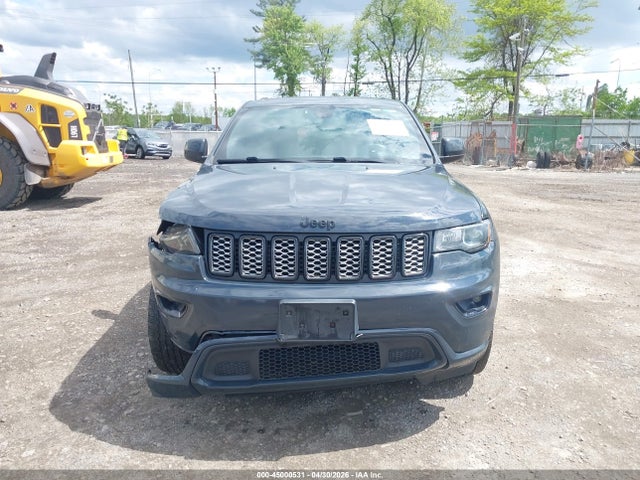 Jeep Grand Cherokee Altitude 4x4