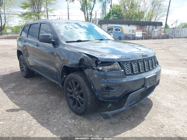Salvage Jeep Grand Cherokee Image