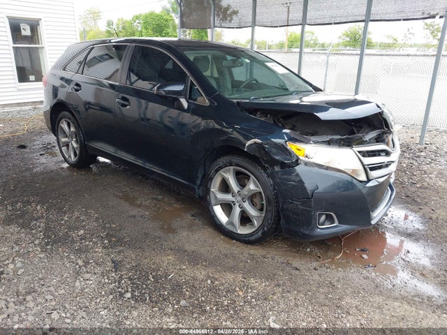 Salvage Toyota Venza Image