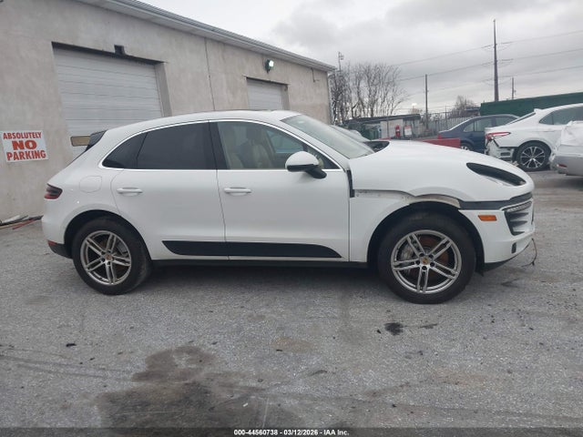 Porsche Macan S