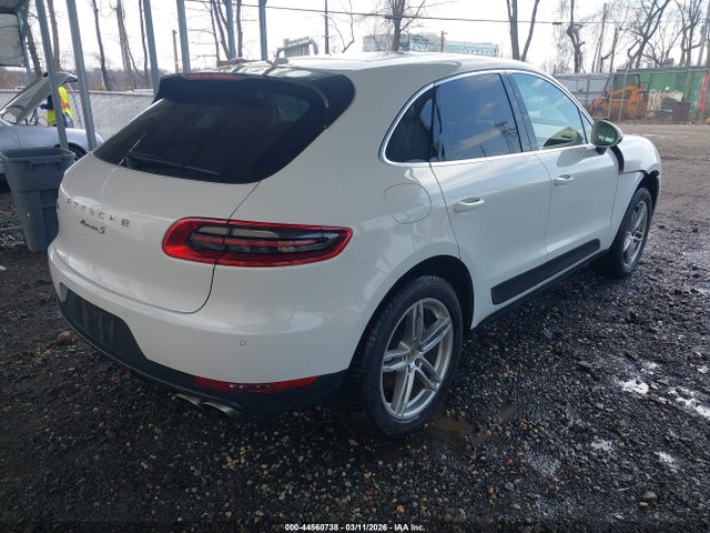 Porsche Macan S