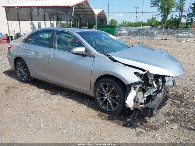 Salvage Toyota Camry Image