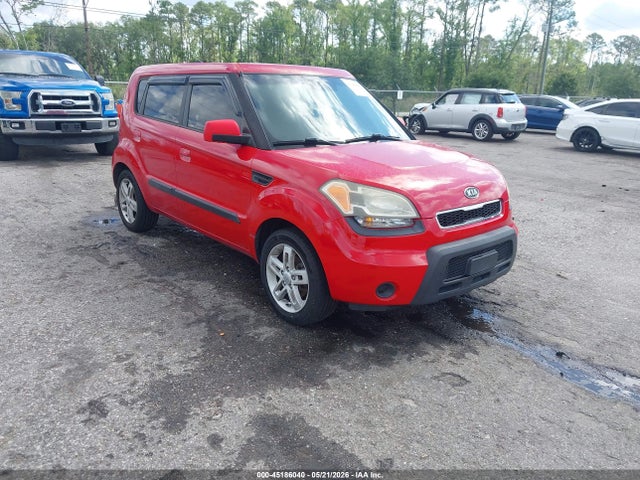 Salvage Kia Soul Image