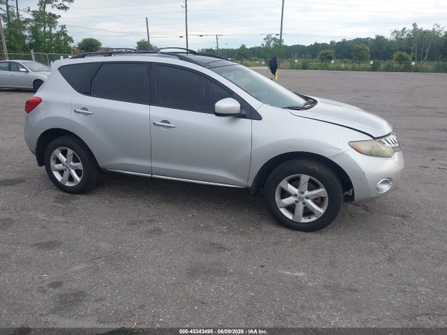 Salvage Nissan Murano Image