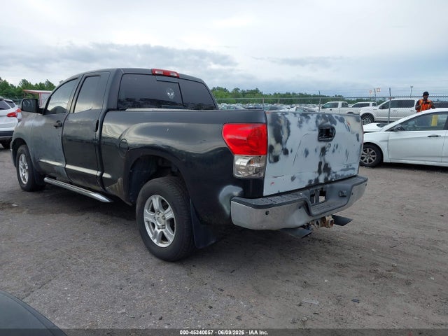 Toyota Tundra Sr5 V8