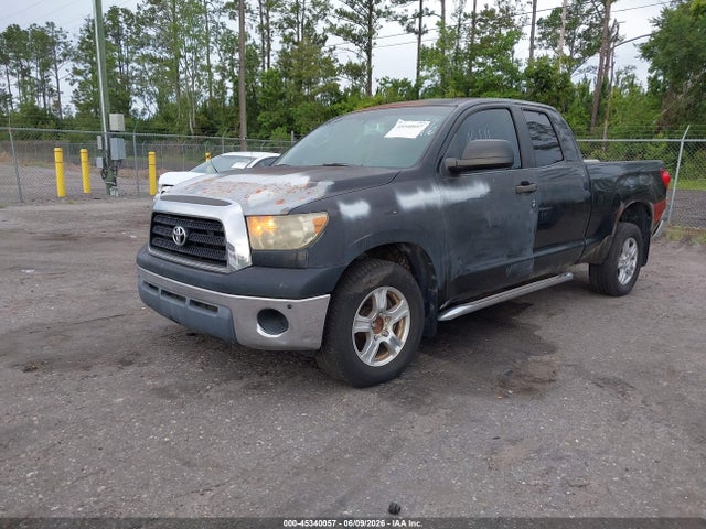 Toyota Tundra Sr5 V8