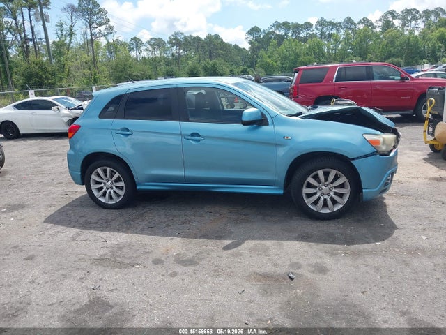 Mitsubishi Outlander Se